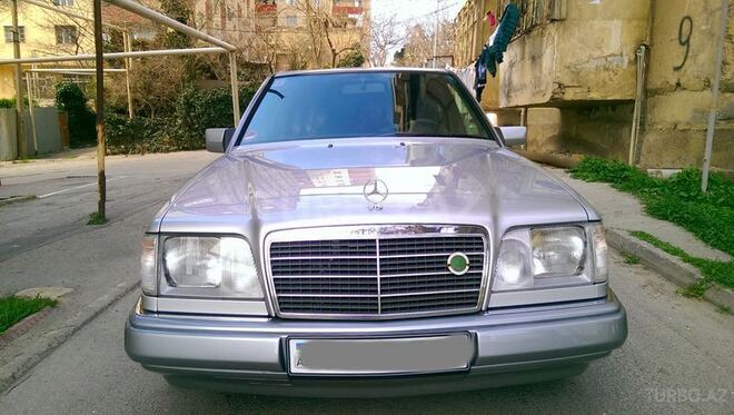Mercedes E 200 1995, 285,000 km - 2.0 l - Bakı