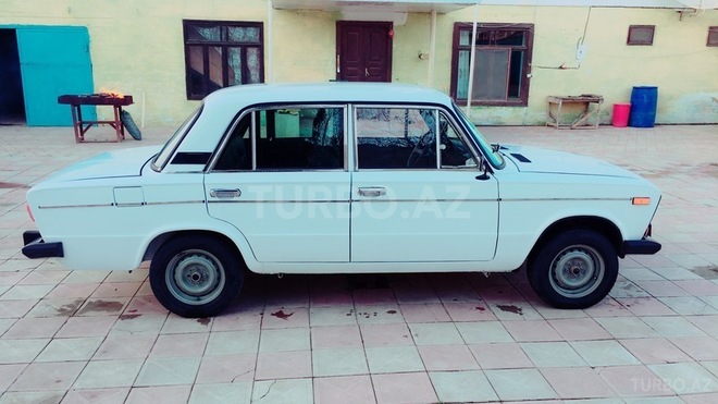 LADA (VAZ) 2106 1998, 84,000 km - 1.6 l - Salyan