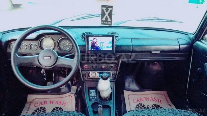 LADA (VAZ) 2106 1998, 84,000 km - 1.6 l - Salyan