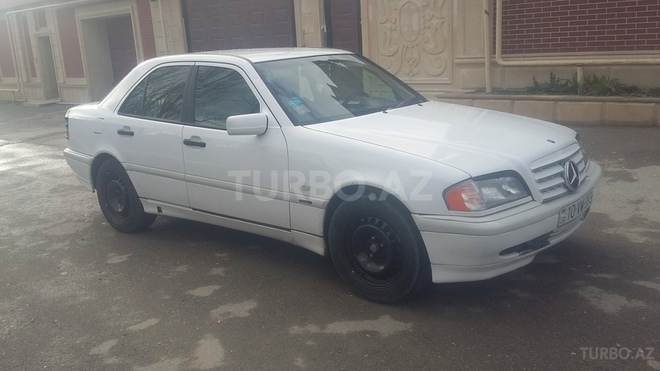 Mercedes C 240 1997, 240,000 km - 2.4 l - Bakı