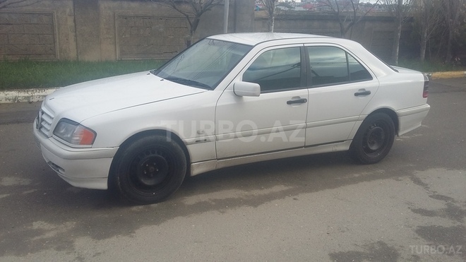 Mercedes C 240 1997, 240,000 km - 2.4 l - Bakı