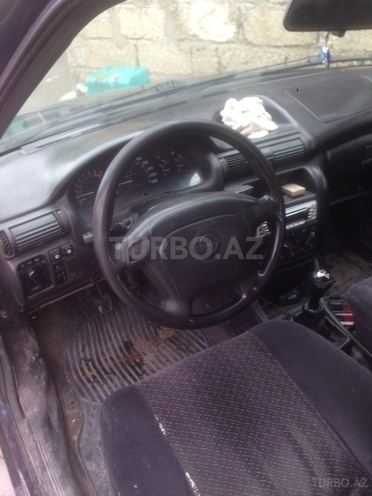 Opel Astra 1997, 250,000 km - 1.6 l - Bakı