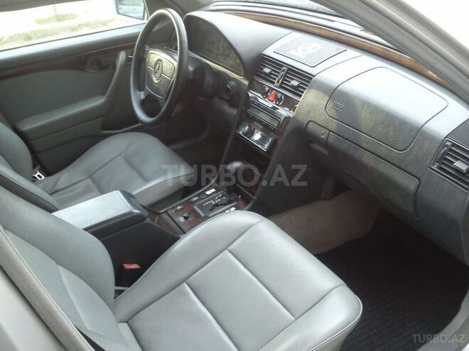 Mercedes C 230 1997, 275,648 km - 2.3 л - Sumqayıt
