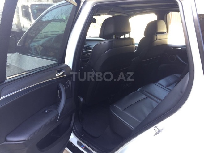 BMW X5 M 2011, 89,000 km - 4.4 l - Bakı