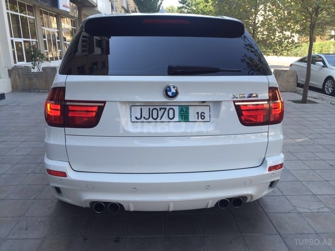 BMW X5 M 2011, 89,000 km - 4.4 l - Bakı