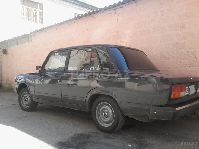 LADA (VAZ) 2107 2012, 45,000 km - 1.6 l - Salyan