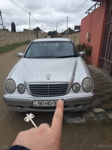 Mercedes E 220 2000, 324 km - 0.2 l - Bakı