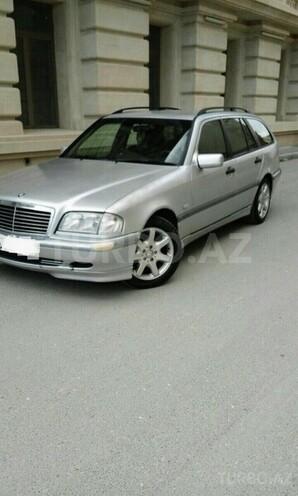 Mercedes C 220 2000, 260,999 km - 2.2 л - Bakı