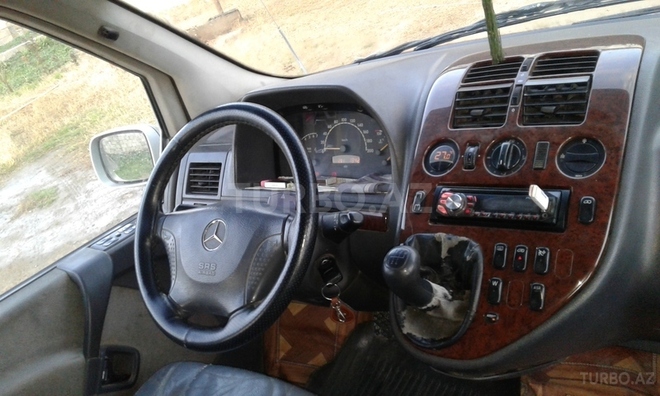 Mercedes Vito 2000, 500,000 km - 2.2 l - Saatlı