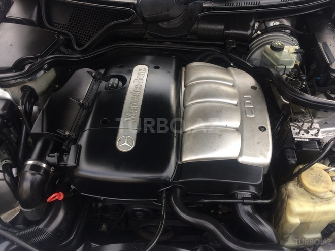 Mercedes E 220 2000, 331,777 km - 2.2 л - Bakı