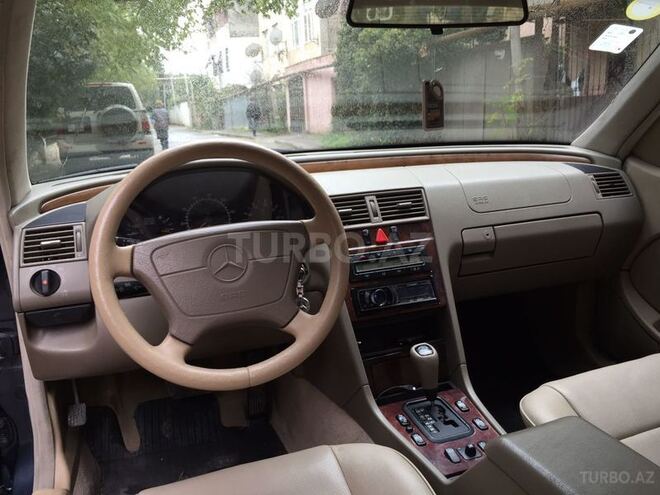 Mercedes C 230 1998, 170,000 km - 2.3 л - Bakı