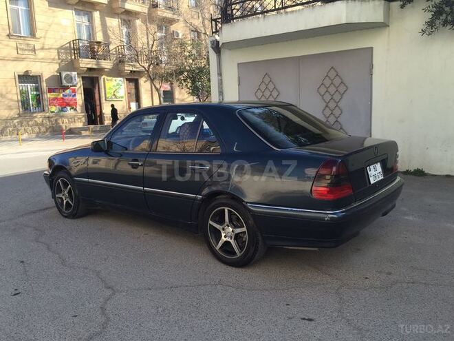 Mercedes C 230 1998, 170,000 km - 2.3 л - Bakı