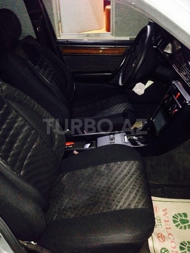 Mercedes E 200 1991, 50,000 km - 2.0 l - Bakı