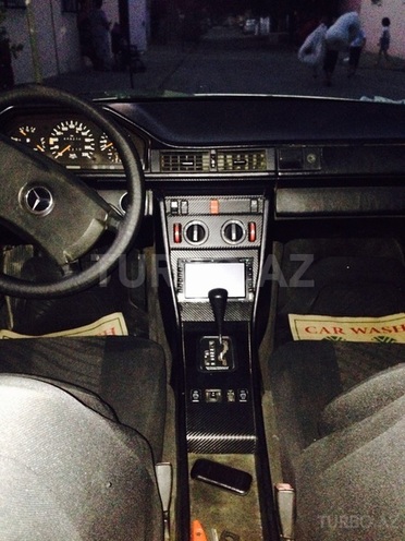 Mercedes E 200 1991, 50,000 km - 2.0 l - Bakı