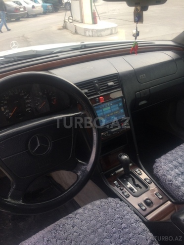 Mercedes C 180 1995, 297,000 km - 1.8 l - Bakı