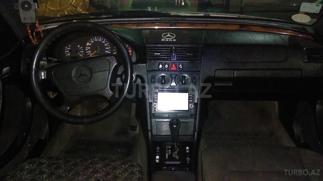 Mercedes C 220 1998, 253,000 km - 2.2 l - Xırdalan