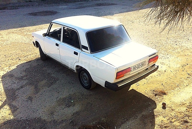 LADA (VAZ) 2107 2009, 35,000 km - 1.6 l - Bakı