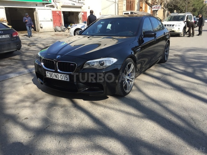 BMW M5 2012, 80,000 km - 4.4 l - Bakı