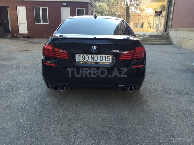 BMW M5 2012, 80,000 km - 4.4 l - Bakı