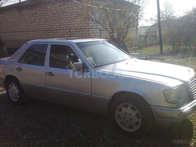 Mercedes C 220 1992, 499,650 km - 2.2 л - Bərdə