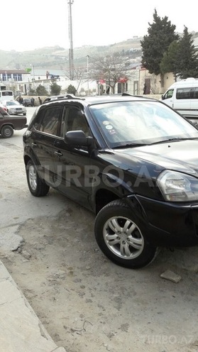 Hyundai Tucson 2006, 144,000 km - 2.0 l - Göygöl