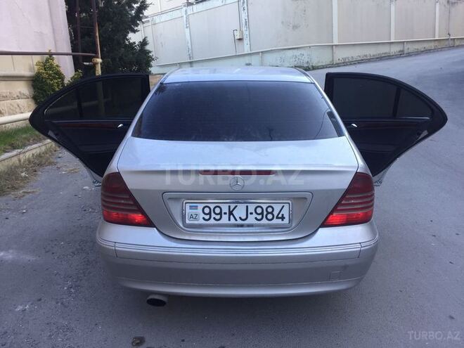 Mercedes C 200 2000, 299,000 km - 2.0 l - Bakı