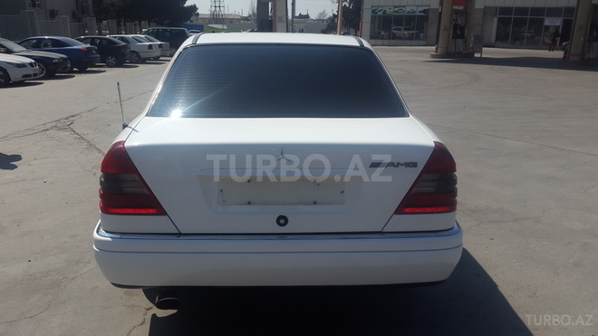 Mercedes C 180 1995, 297,000 km - 1.8 l - Bakı