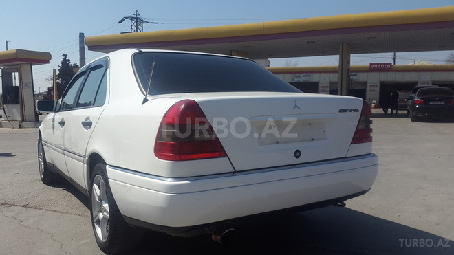 Mercedes C 180 1995, 297,000 km - 1.8 l - Bakı