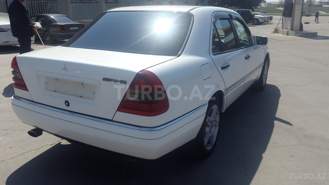 Mercedes C 180 1995, 297,000 km - 1.8 l - Bakı