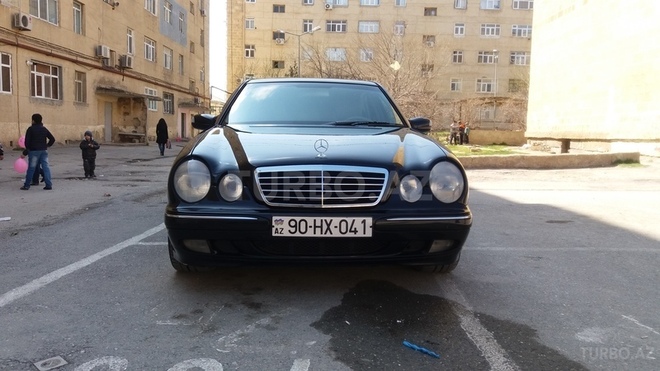 Mercedes E 320 2000, 126,000 km - 3.2 l - Bakı