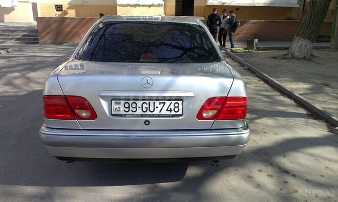 Mercedes E 200 1997, 256,000 km - 2.0 l - Xırdalan