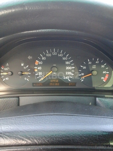 Mercedes E 240 1998, 351,000 km - 2.4 л - Qusar