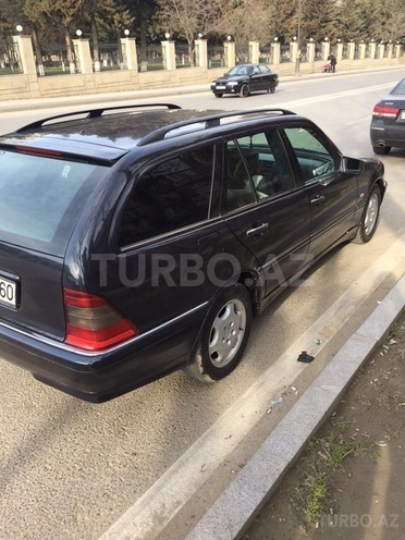 Mercedes C 220 1998, 318,000 km - 2.2 l - Bakı