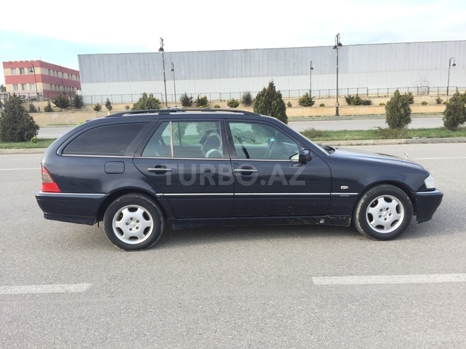 Mercedes C 220 1998, 318,000 km - 2.2 l - Bakı