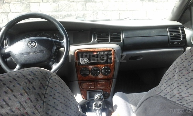 Opel Vectra 1996, 390,000 km - 2.0 l - Bakı