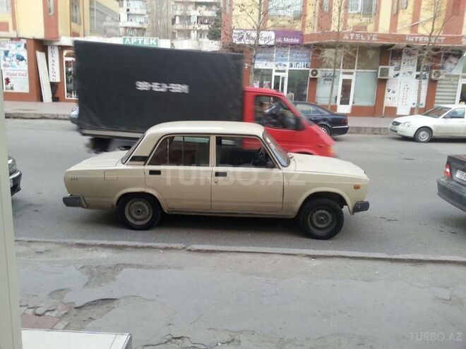 LADA (VAZ) 2107 1985, 259,000 km - 1.3 л - Bakı