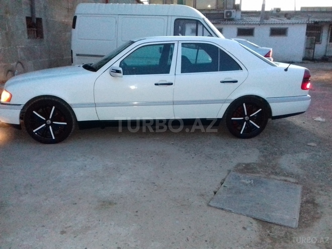 Mercedes A 180 1995, 235,000 km - 0.2 л - Bakı