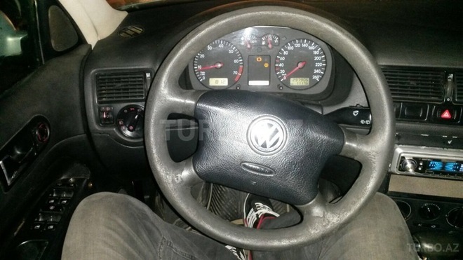 Volkswagen Golf 1998, 297,000 km - 1.6 l - Bakı