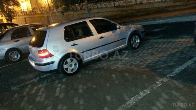 Volkswagen Golf 1998, 297,000 km - 1.6 l - Bakı