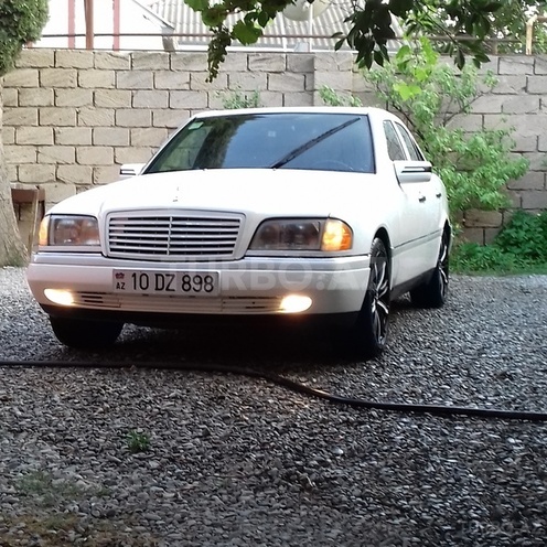 Mercedes C 180 1995, 235,000 km - 1.8 л - Bakı