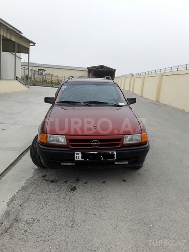 Opel Astra 1993, 320,000 km - 1.8 l - Bakı
