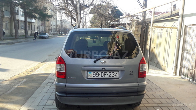 Opel Zafira 2004, 137,000 km - 1.8 l - Bakı