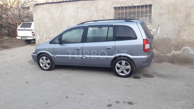 Opel Zafira 2004, 137,000 km - 1.8 l - Bakı