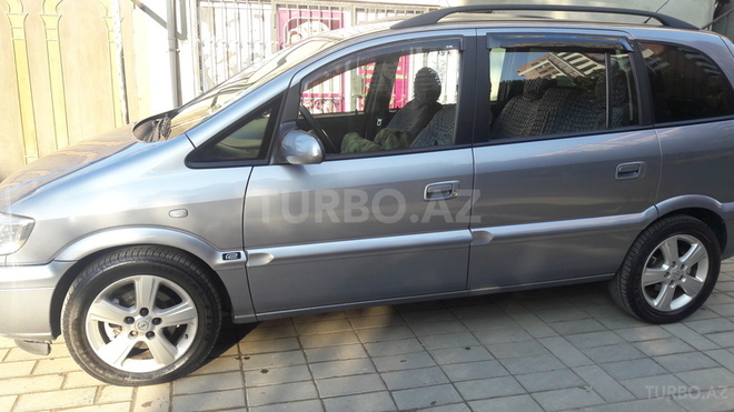 Opel Zafira 2004, 137,000 km - 1.8 l - Bakı