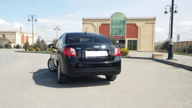 Kia Rio 2011, 100,000 km - 1.4 л - Bakı