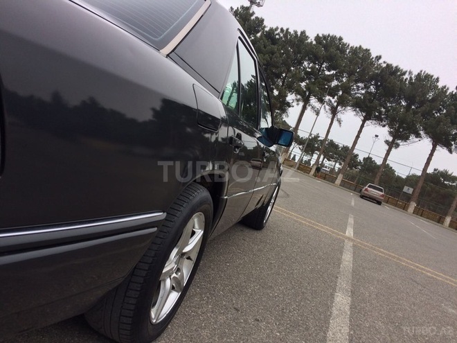 Mercedes E 230 1991, 220,000 km - 2.3 l - Sumqayıt