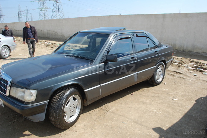 Mercedes 190 1990, 14,446 km - 2.0 l - Bakı