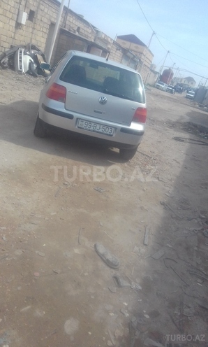 Volkswagen Golf 1998, 130,000 km - 1.6 l - Sumqayıt