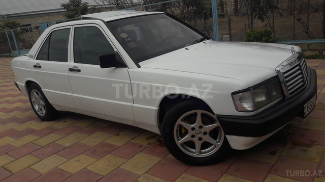 Mercedes 190 1990, 133,000 km - 1.8 l - Bərdə