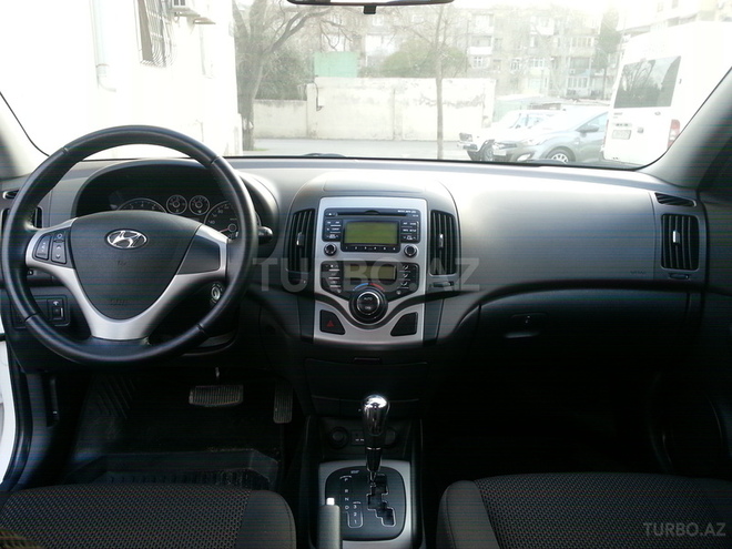 Hyundai i30 2011, 37,000 km - 1.6 l - Bakı